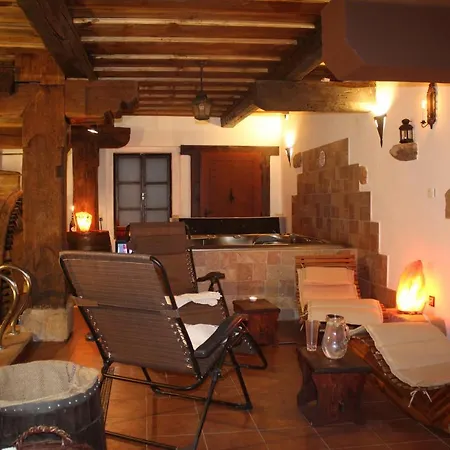 Apartment Loucny Mlyn