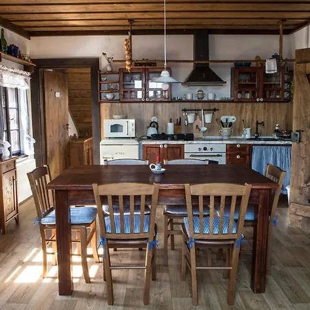 Loucny Mlyn Apartment Knezmost